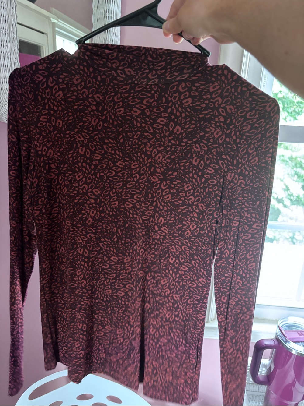 Tahari Burgundy and Rose Long-Sleeve Mock Neck Top